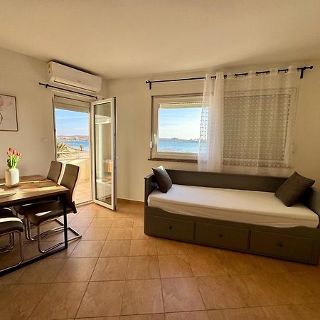 Apartments Franko Povljana Dış mekan fotoğraf