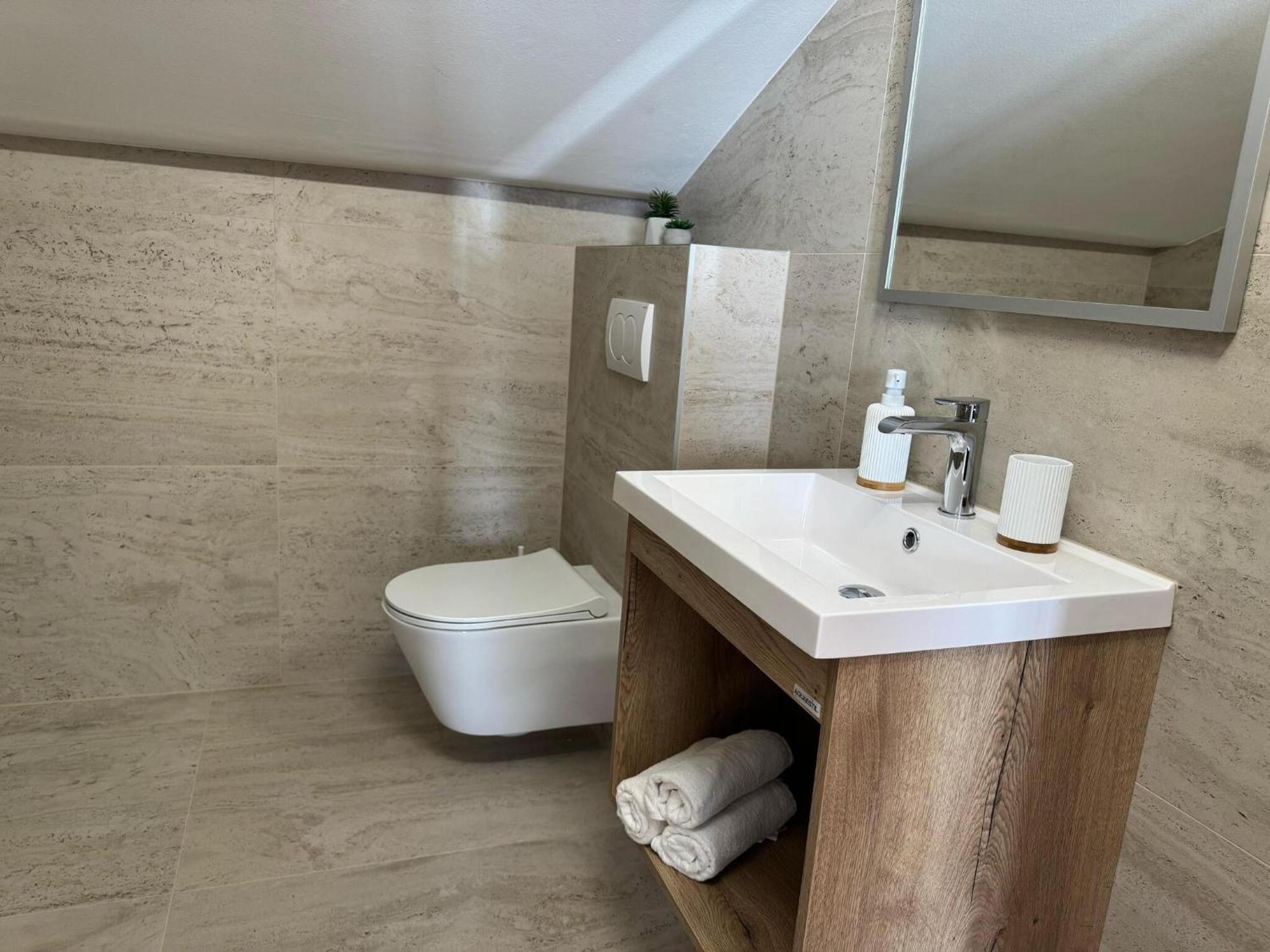 Apartments Franko Povljana Dış mekan fotoğraf