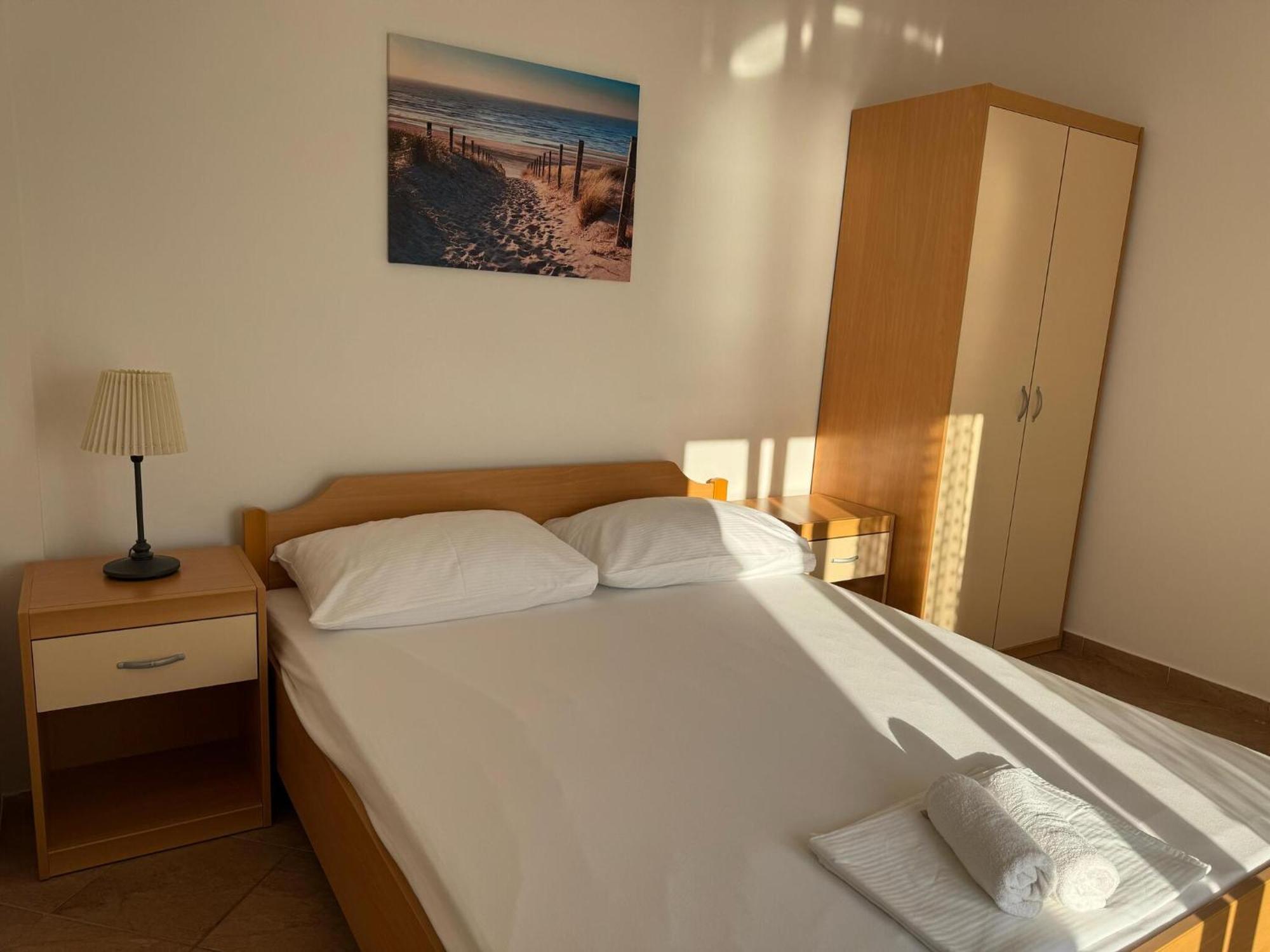 Apartments Franko Povljana Dış mekan fotoğraf